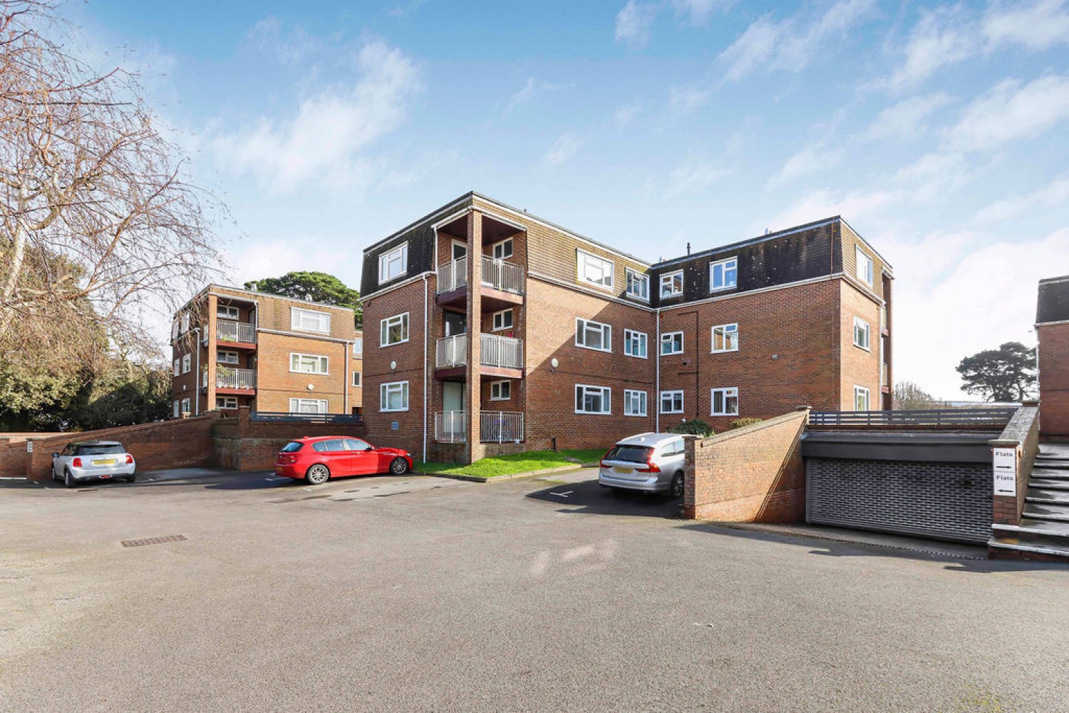 2 bedroom Flat for Sale Southbourne, Bournemouth, Dorset