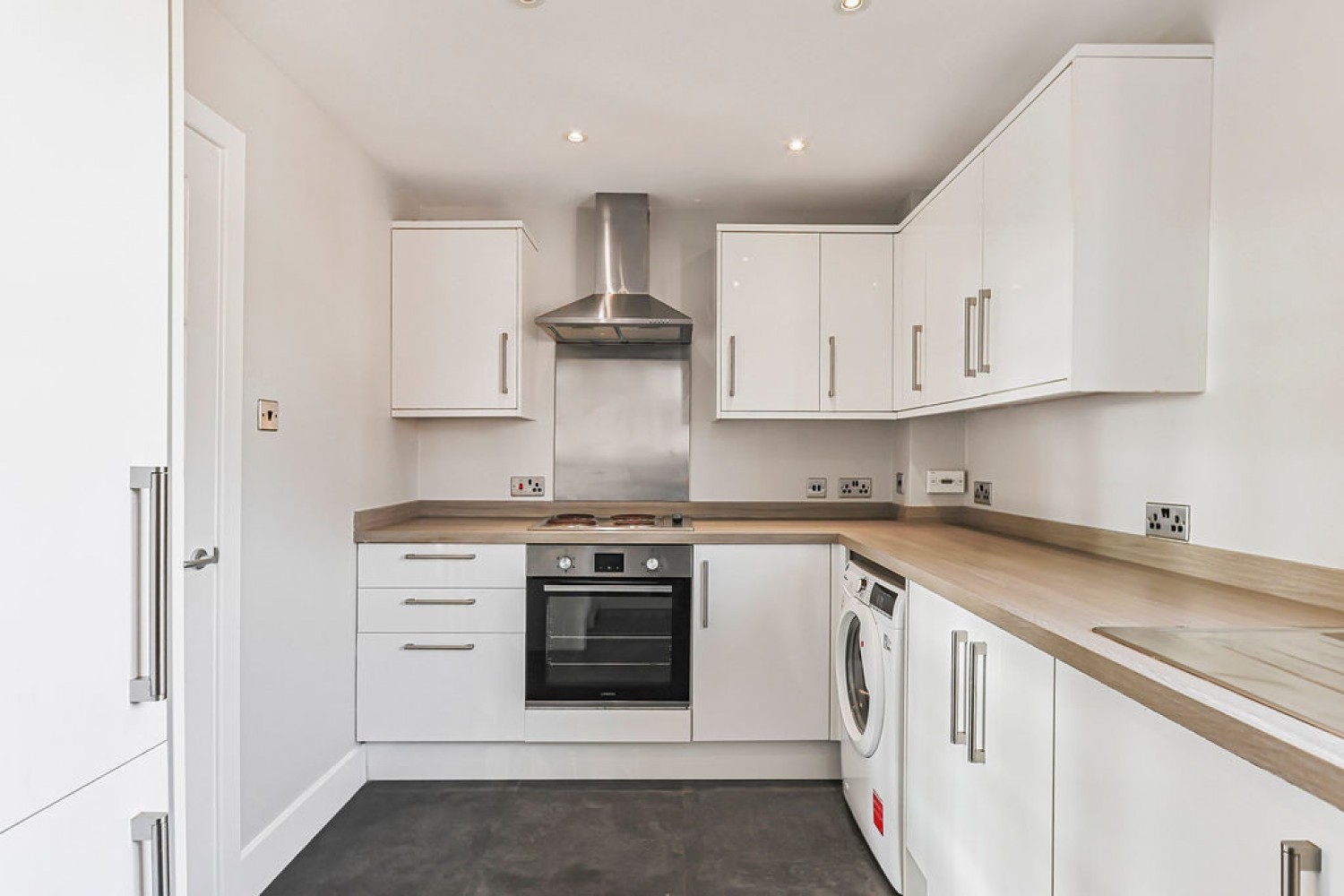 2 bedroom Flat for Sale Southbourne, Bournemouth, Dorset