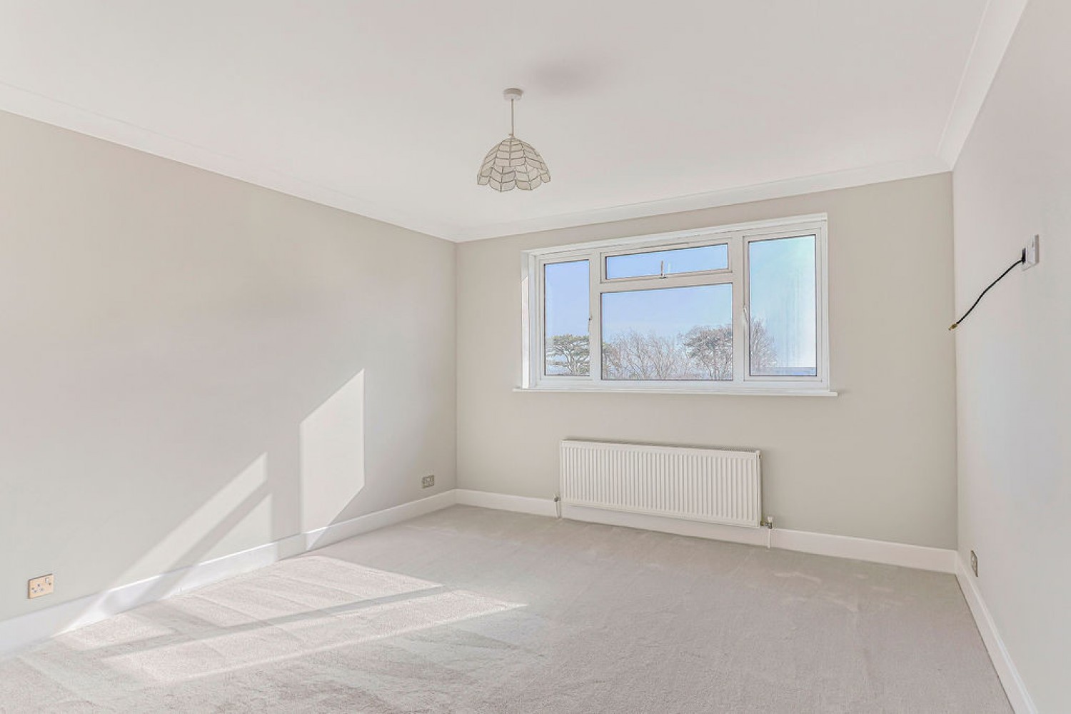 2 bedroom Flat for Sale Southbourne, Bournemouth, Dorset