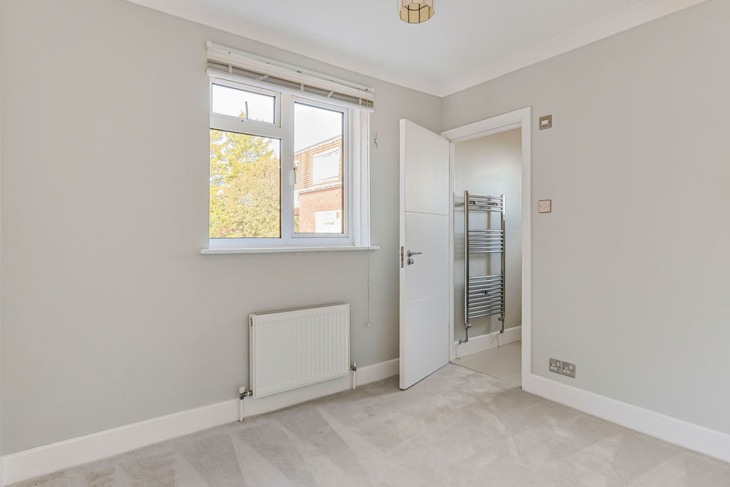 2 bedroom Flat for Sale Southbourne, Bournemouth, Dorset