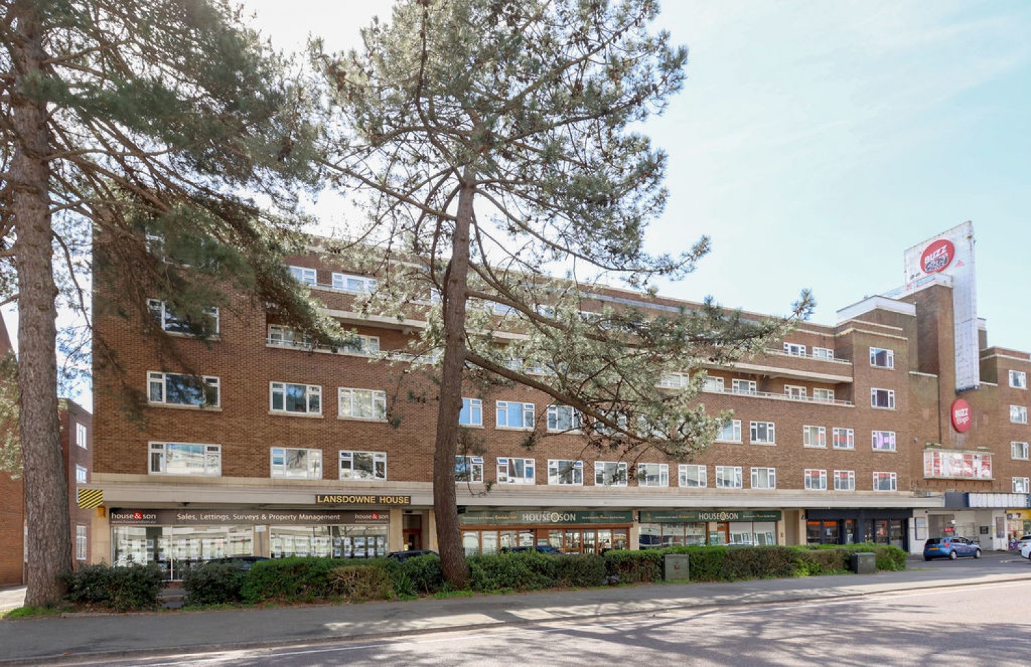 2 bedroom Flat for Sale Christchurch Road, Bournemouth