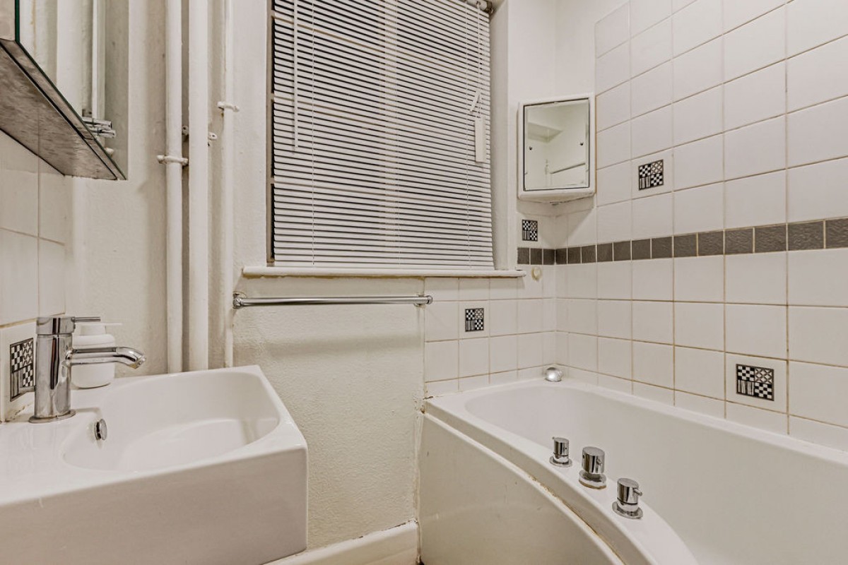 Christchurch Road, Bournemouth