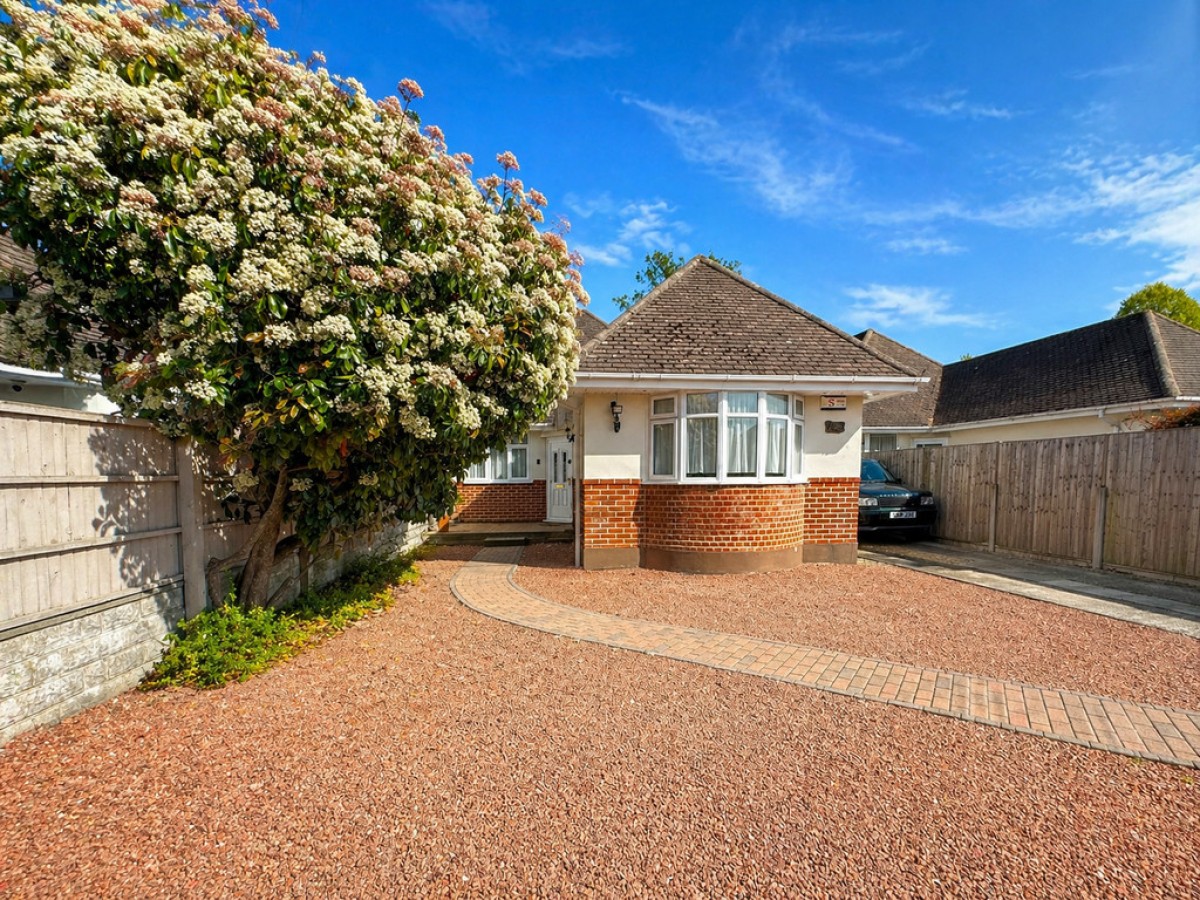 Avebury Avenue , Northbourne, Bournemouth