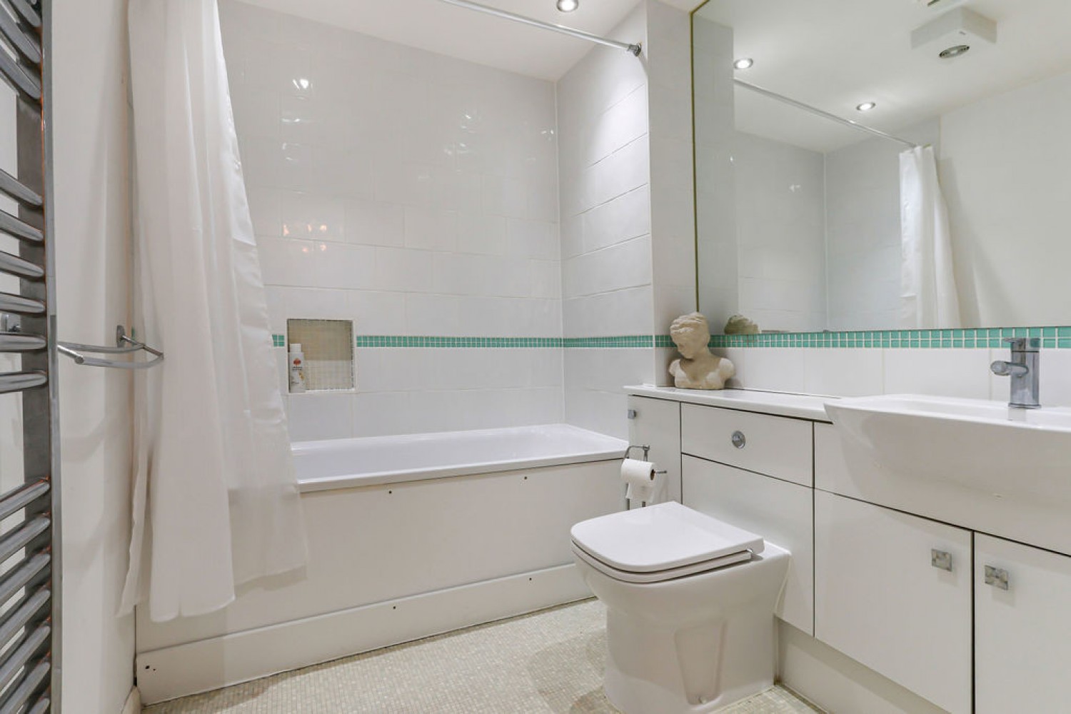 2 bedroom Flat for Sale Branksome Wood Road, Bournemouth