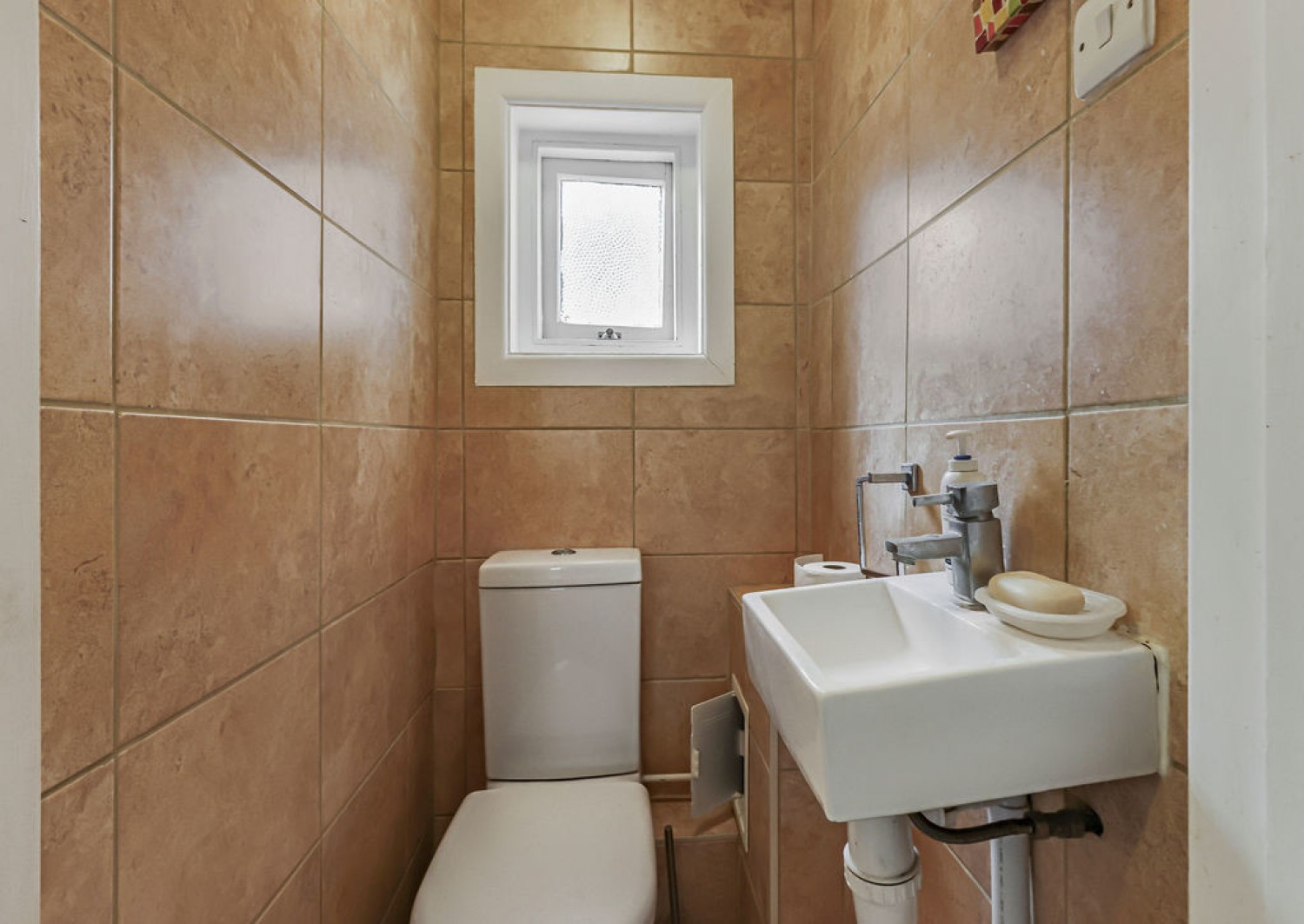 2 bedroom Flat for Sale Bournemouth, Dorset