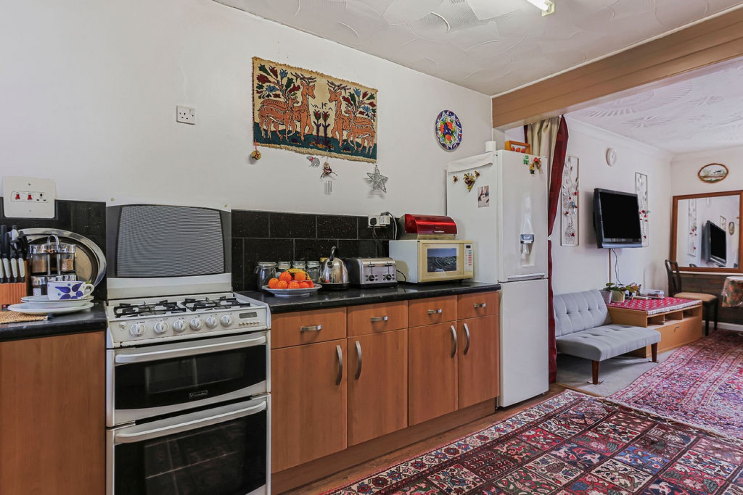 2 bedroom Flat for Sale Bournemouth, Dorset