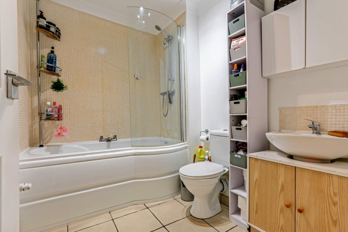 Grove Gardens, 116 Southbourne Road