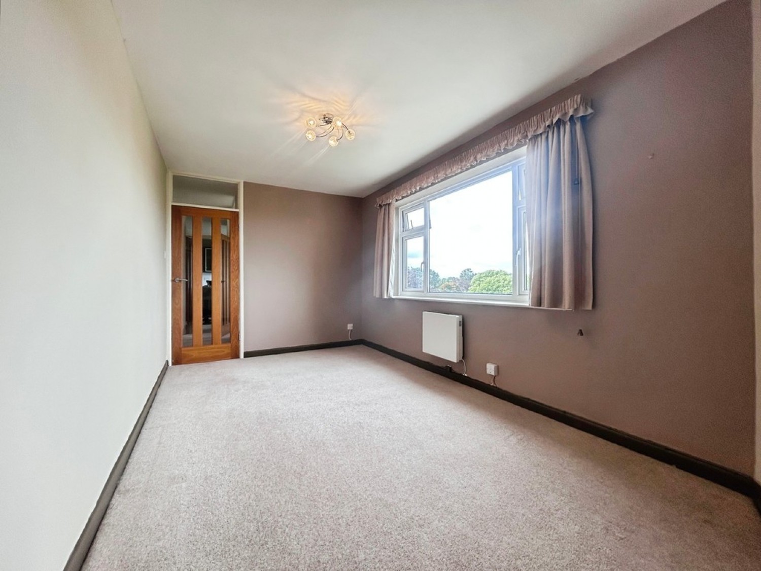 2 bedroom Flat for Letting West Cliff Road, Bournemouth
