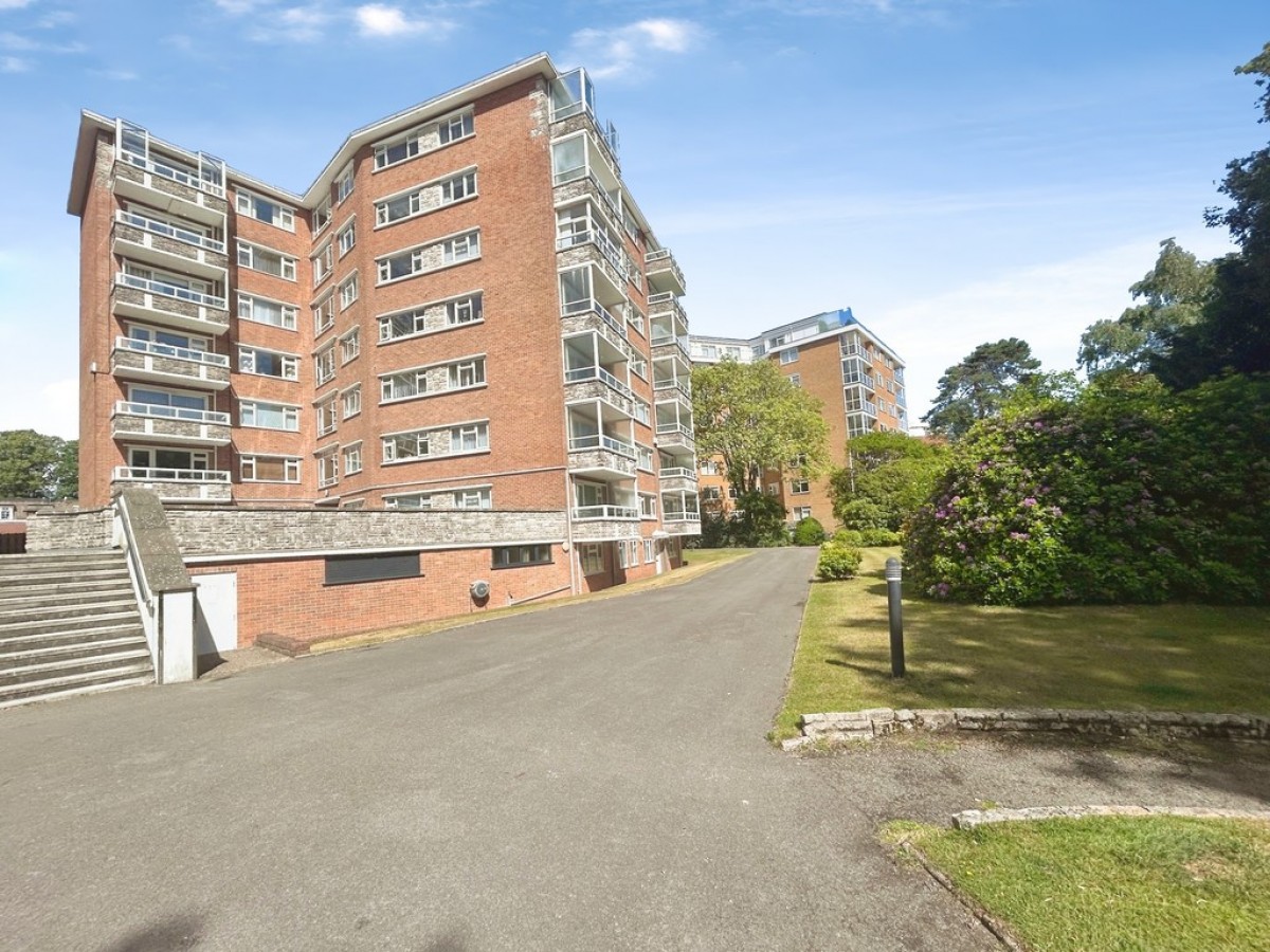 West Cliff Road, Bournemouth