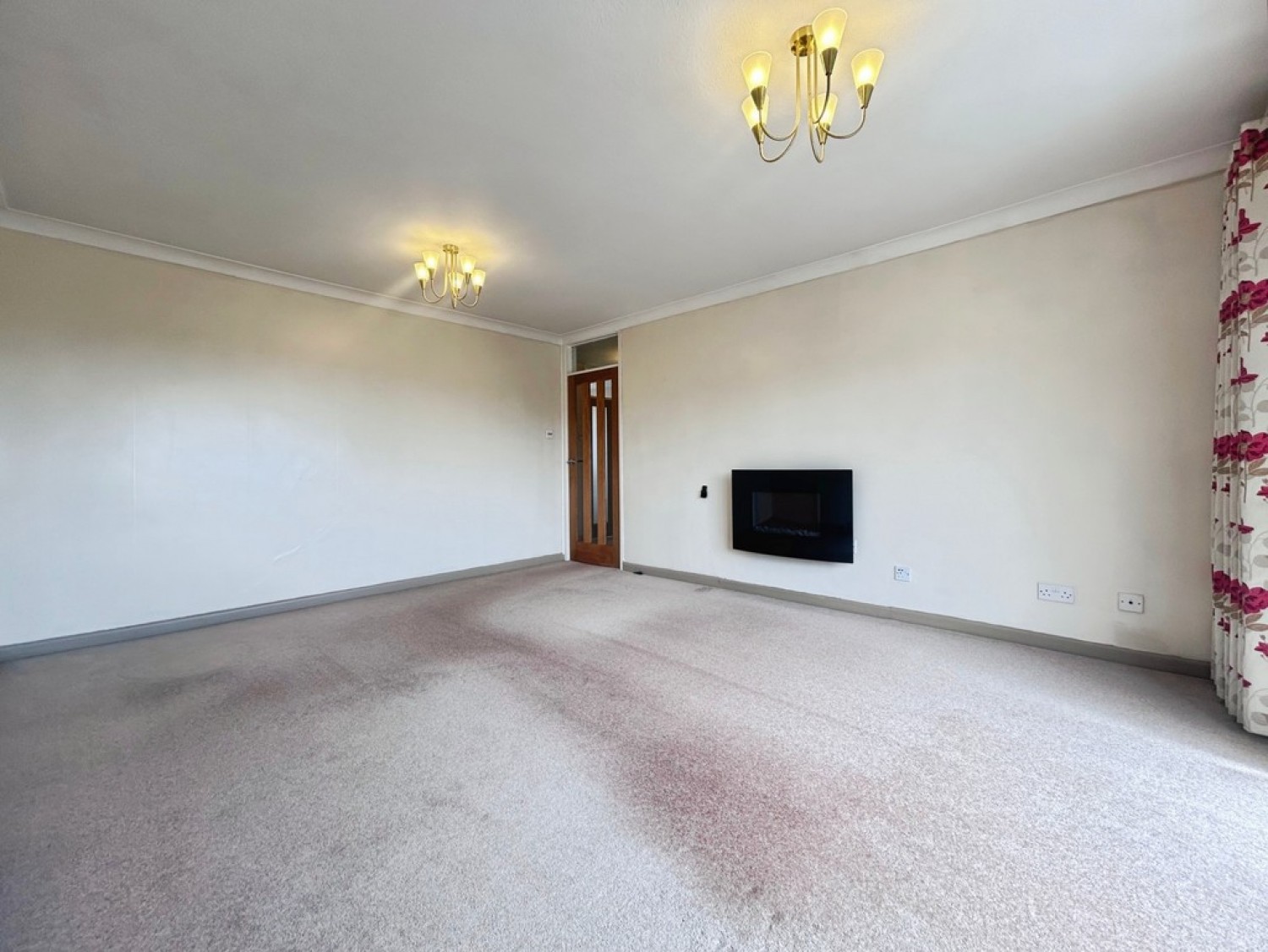 2 bedroom Flat for Letting West Cliff Road, Bournemouth