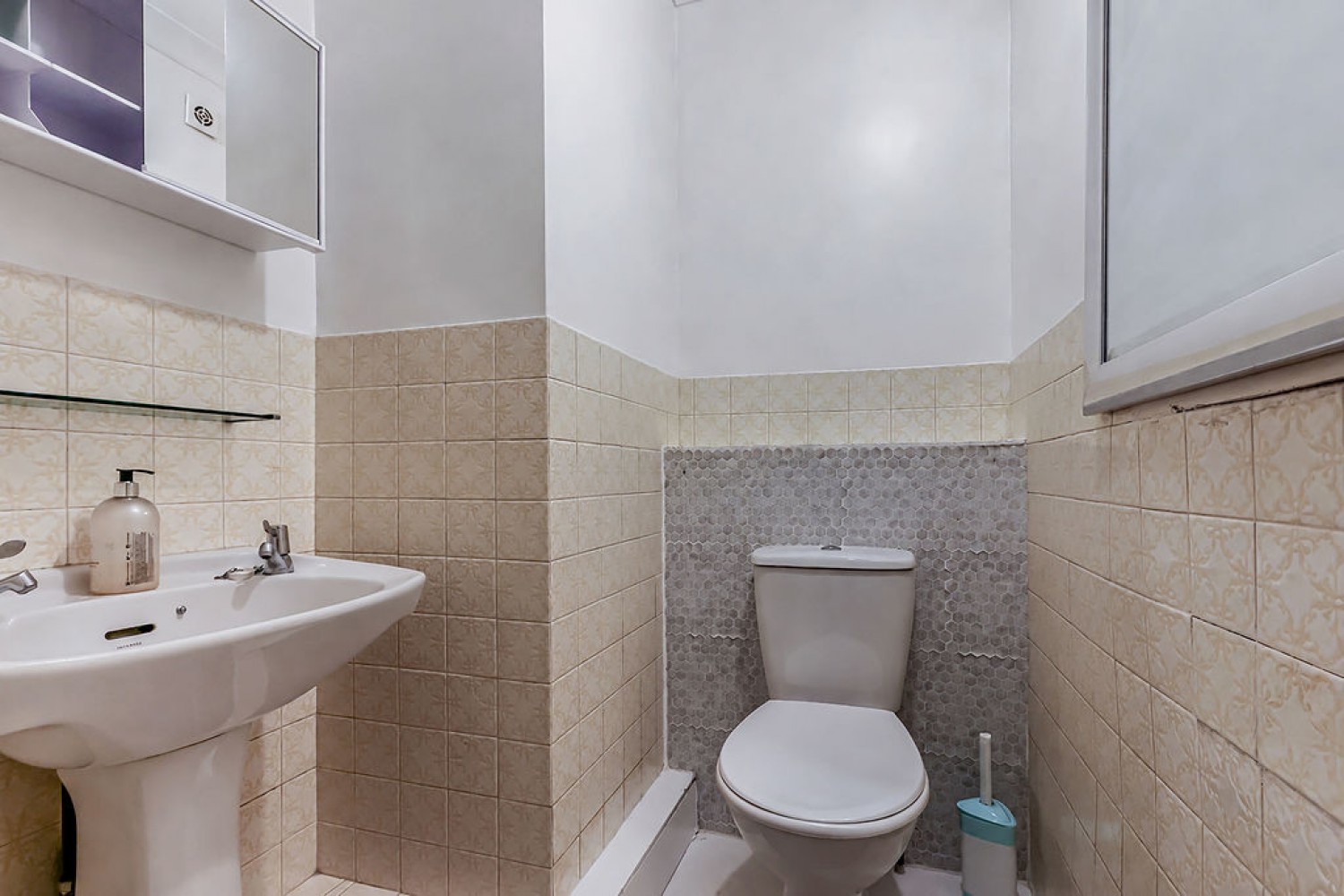 2 bedroom Flat for Sale Branksome Wood Road, Bournemouth