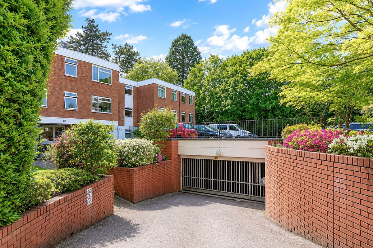 Branksome Wood Road, Bournemouth