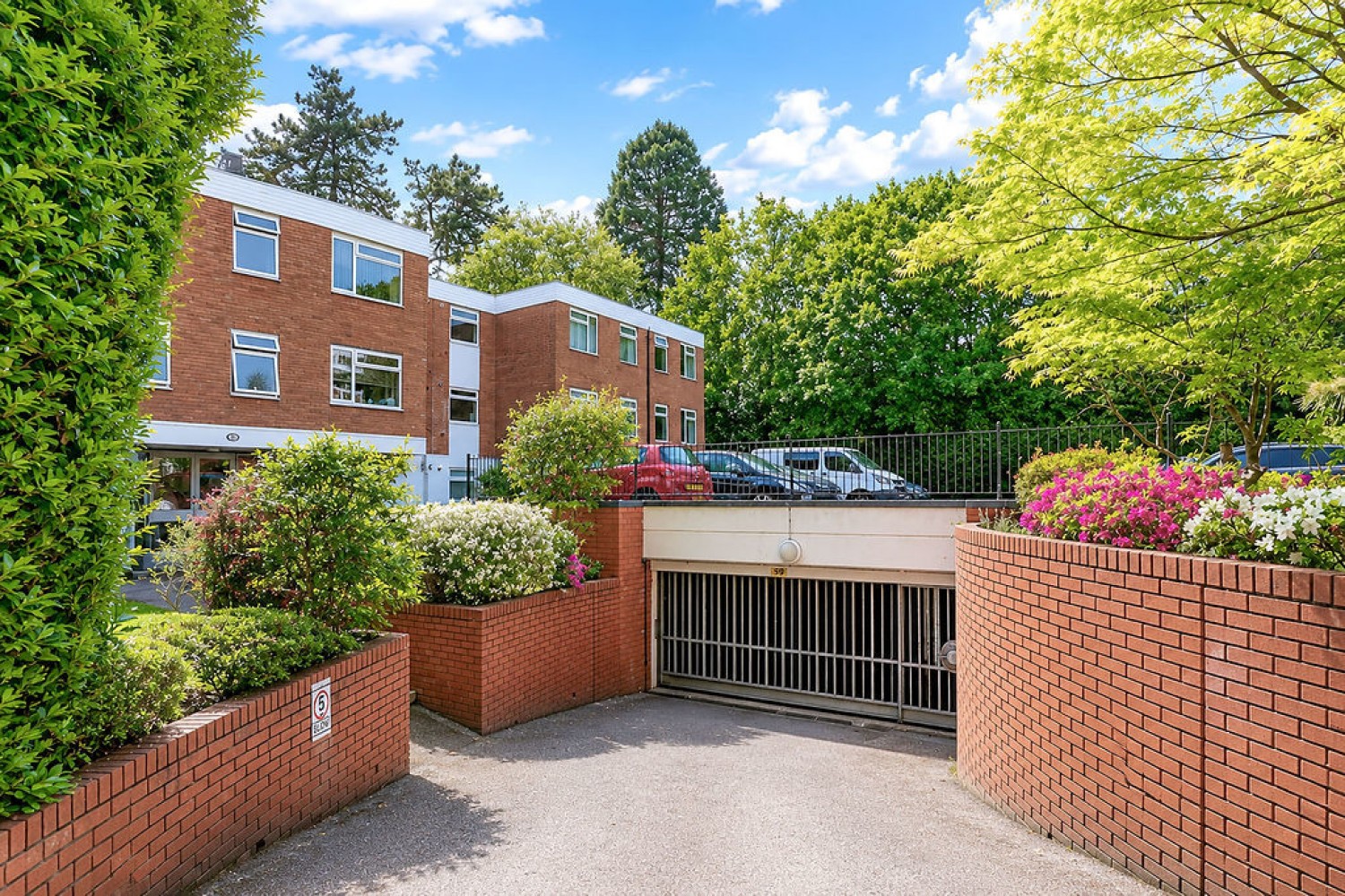 2 bedroom Flat for Sale Branksome Wood Road, Bournemouth