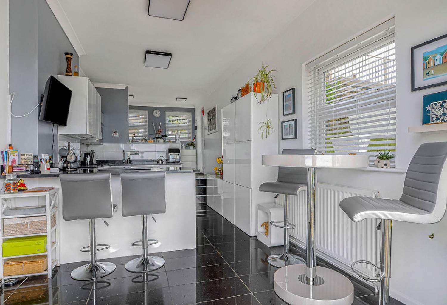 2 bedroom Flat for Sale Boscombe Spa Road, Bournemouth, Dorset
