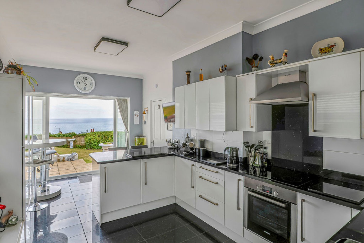 2 bedroom Flat for Sale Boscombe Spa Road, Bournemouth, Dorset