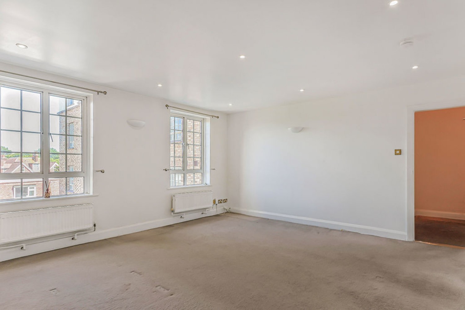2 bedroom Flat for Sale Sea Road, Bournemouth