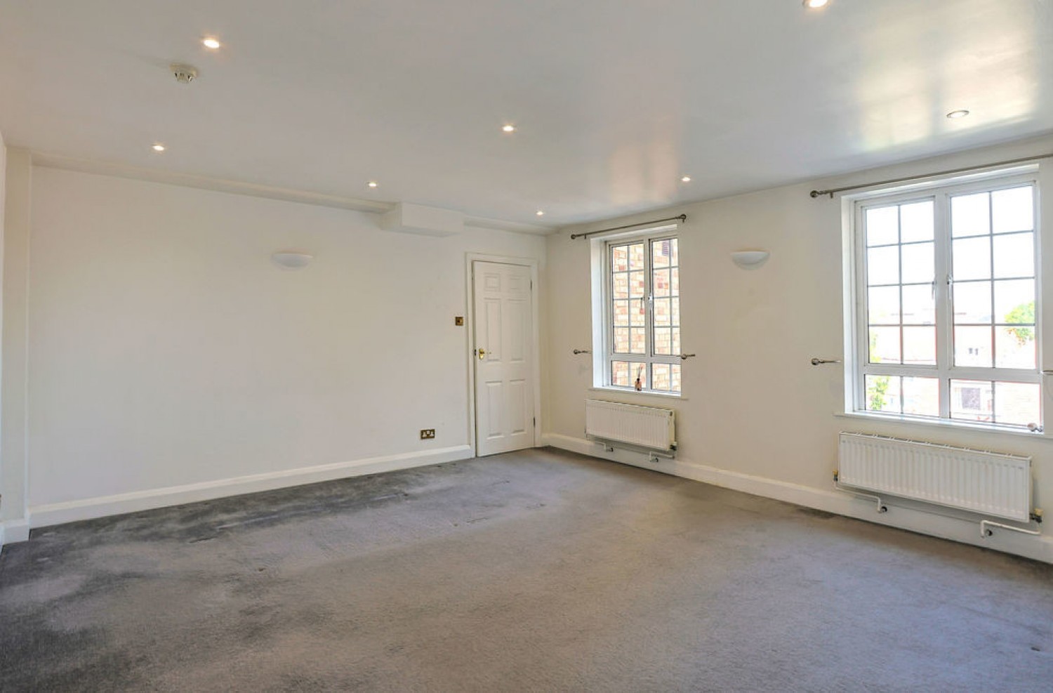 2 bedroom Flat for Sale Sea Road, Bournemouth
