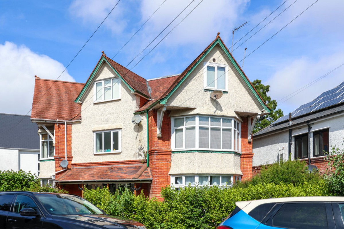 St Albans Crescent
