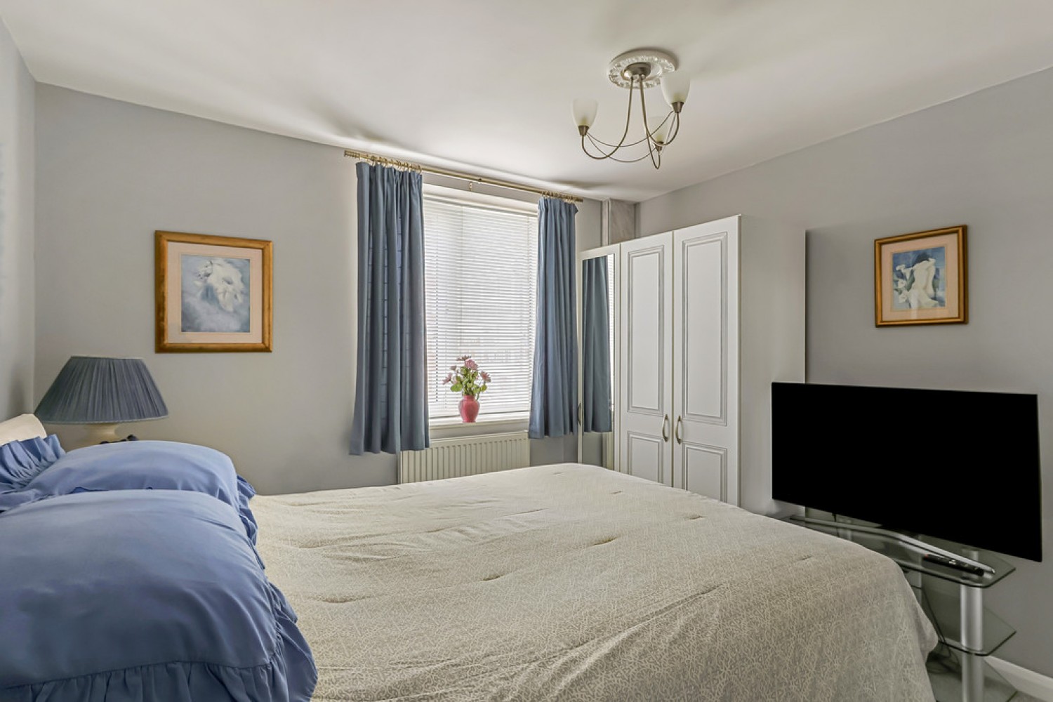 2 bedroom Flat for Sale Bournemouth, Bournemouth Christchurch Poole, Dorset