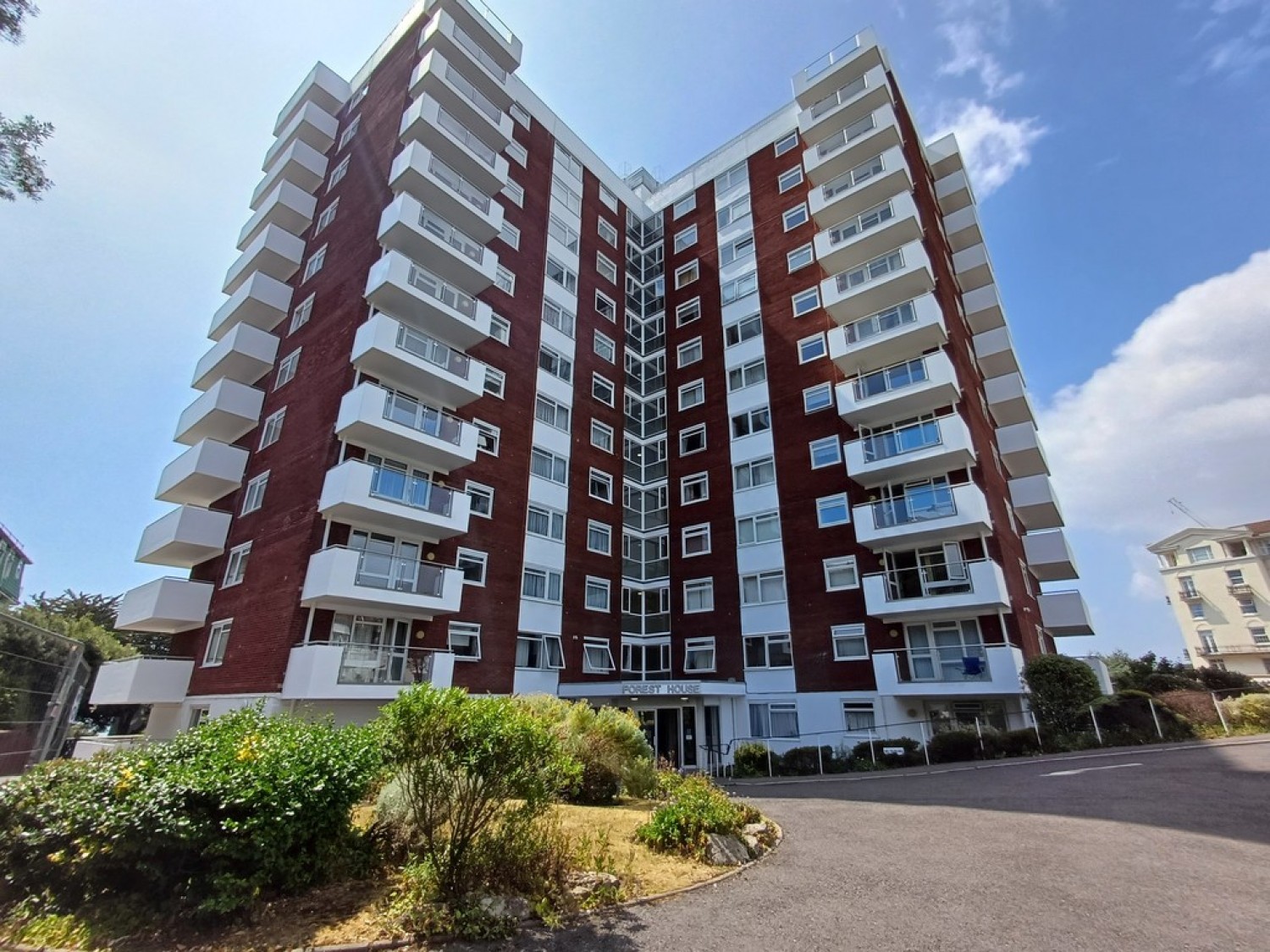 2 bedroom Flat for Sale Russell Cotes Road, Bournemouth