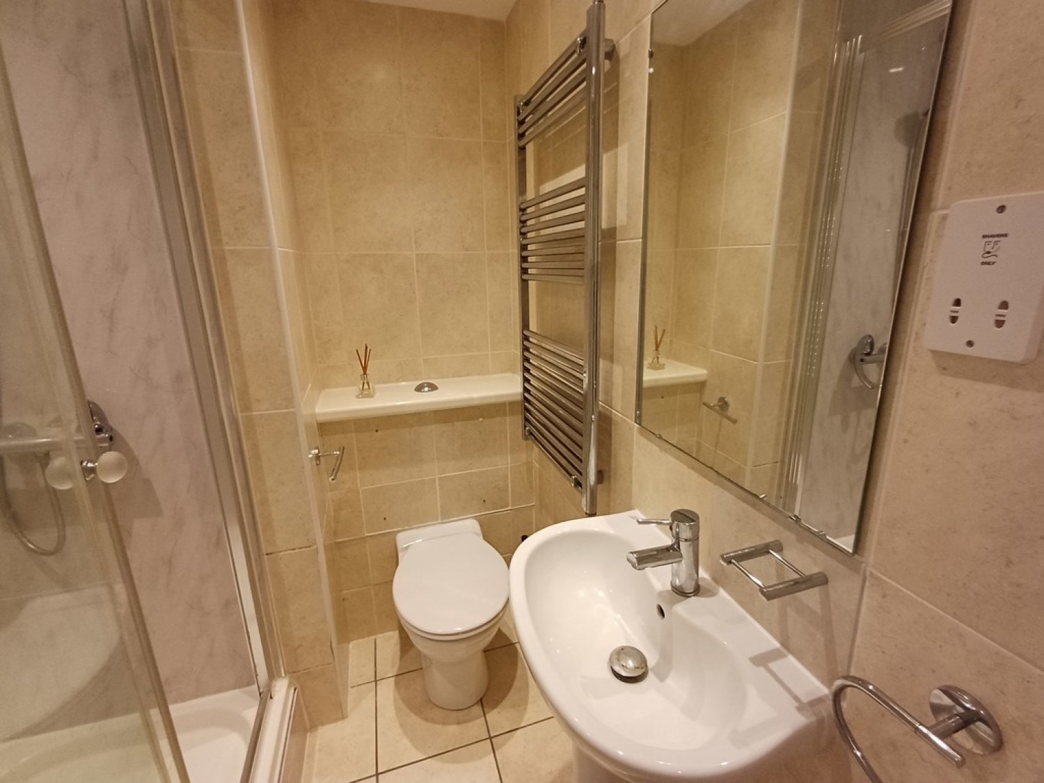 2 bedroom Flat for Sale Russell Cotes Road, Bournemouth