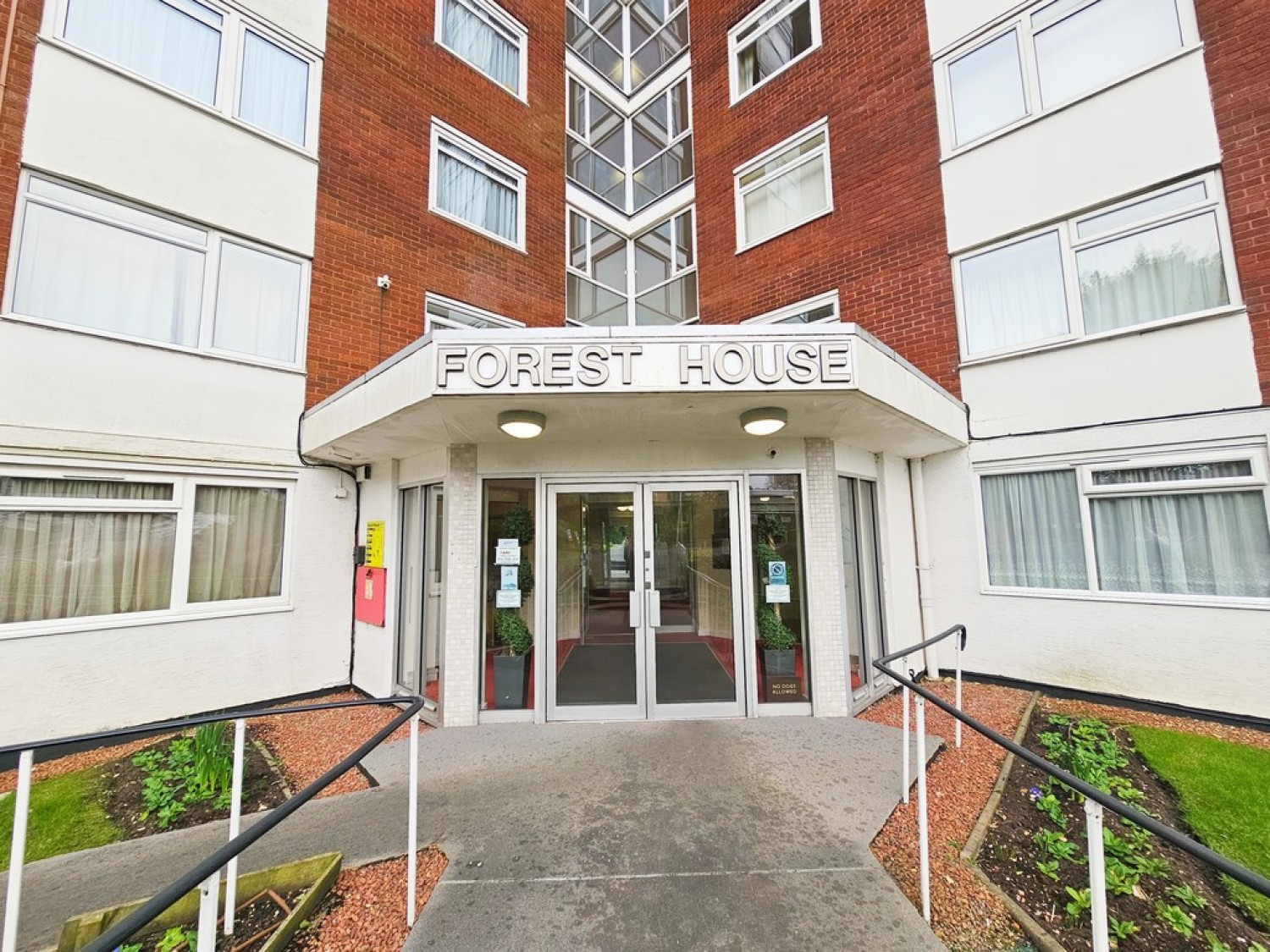 2 bedroom Flat for Sale Russell Cotes Road, Bournemouth