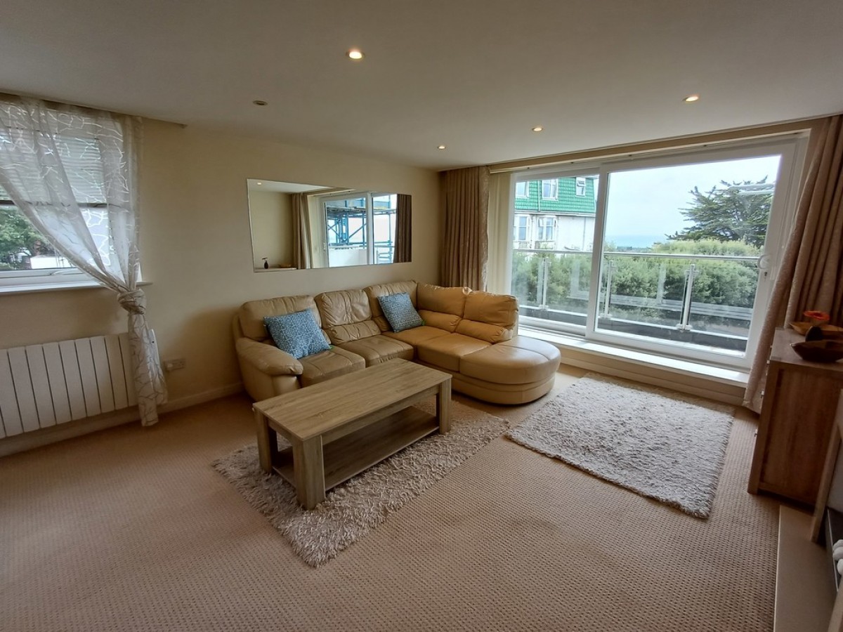 Russell Cotes Road, Bournemouth