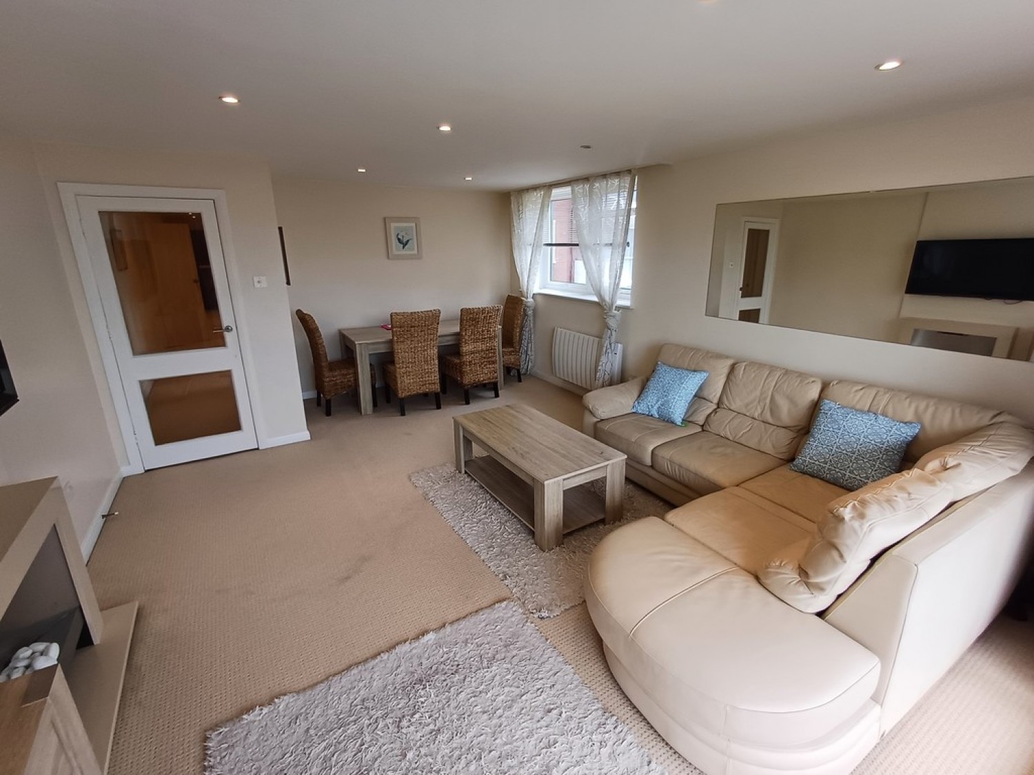 2 bedroom Flat for Sale Russell Cotes Road, Bournemouth