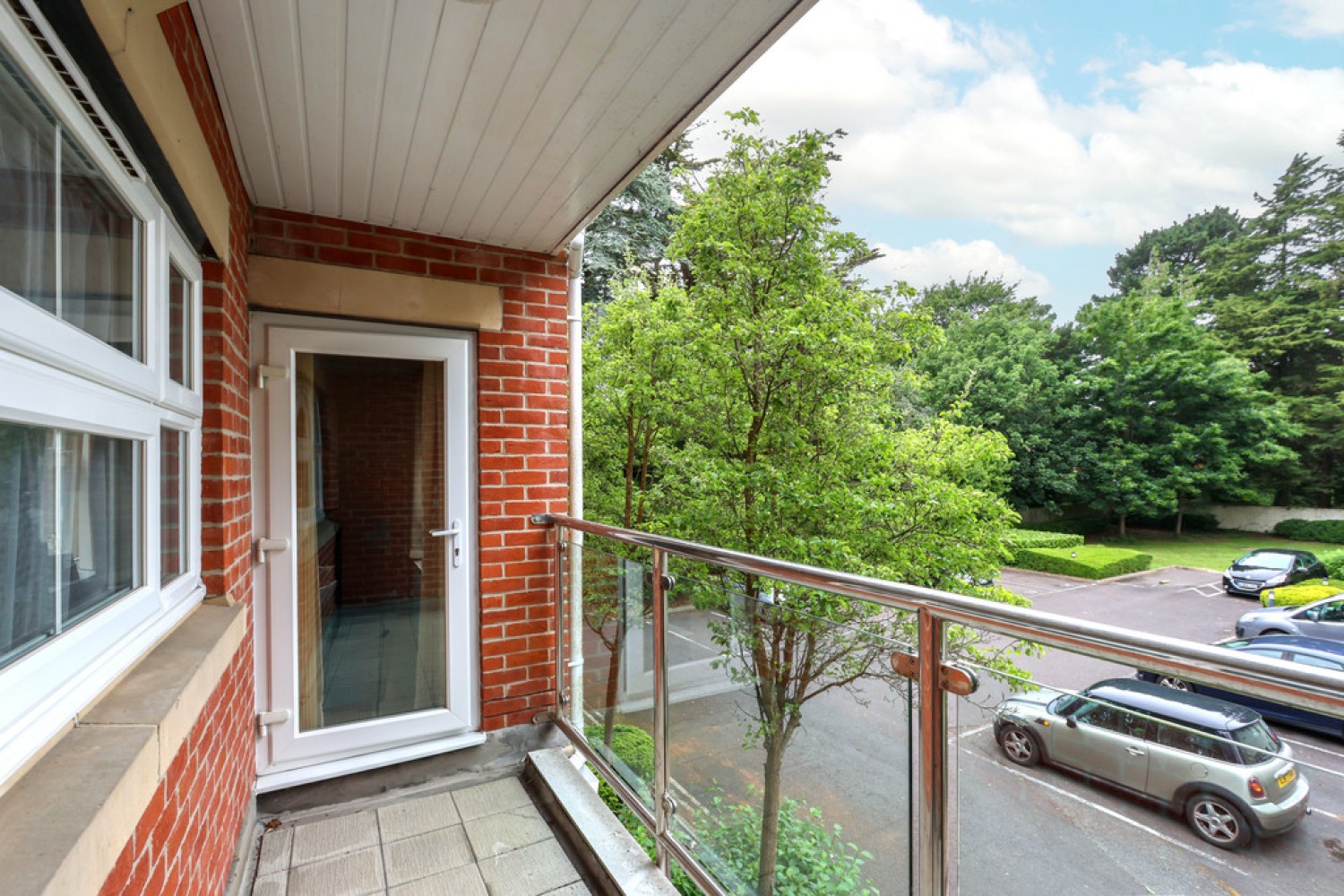 2 bedroom Flat for Sale Christchurch Road, Bournemouth