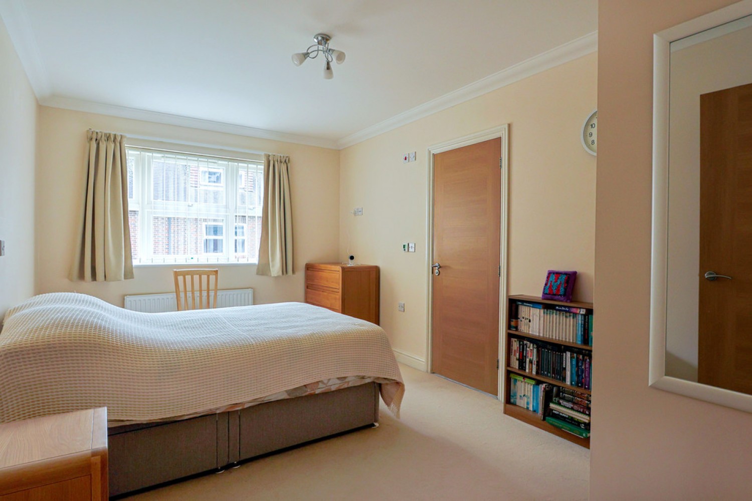 2 bedroom Flat for Sale Christchurch Road, Bournemouth