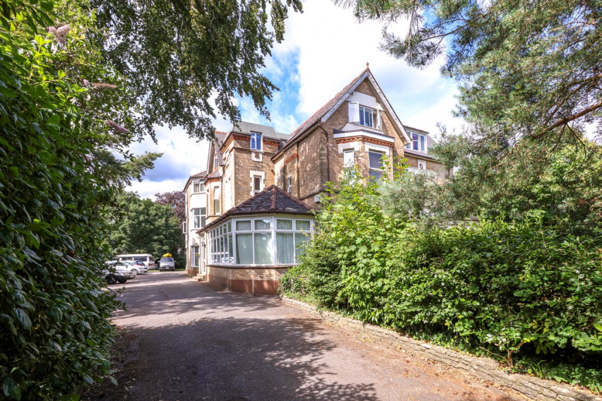 Christchurch Road, Bournemouth