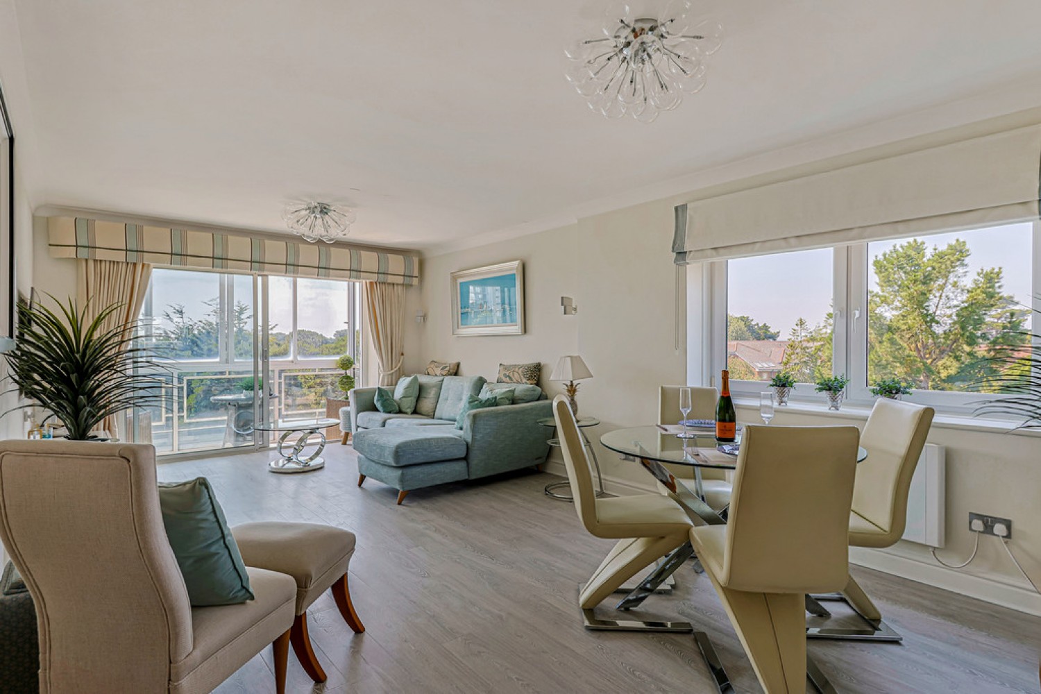 3 bedroom Flat for Sale Chine Crescent Road, Bournemouth