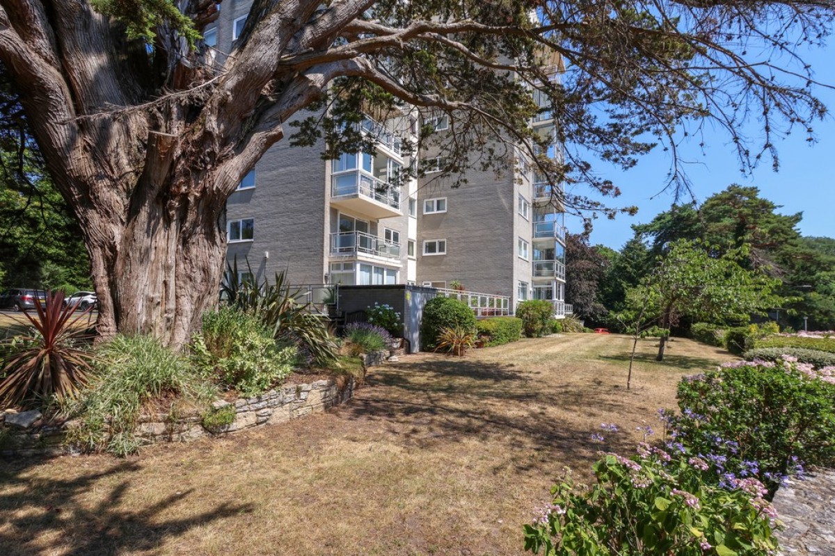 Chine Crescent Road, Bournemouth
