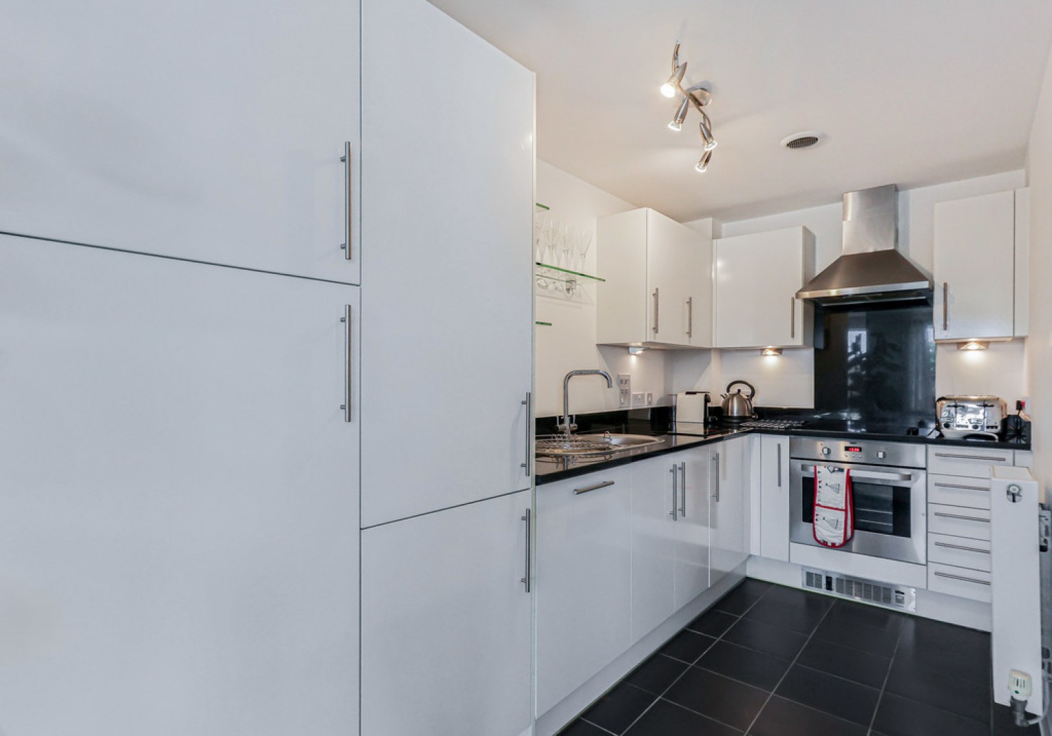 2 bedroom Flat for Sale Owls Road, Bournemouth