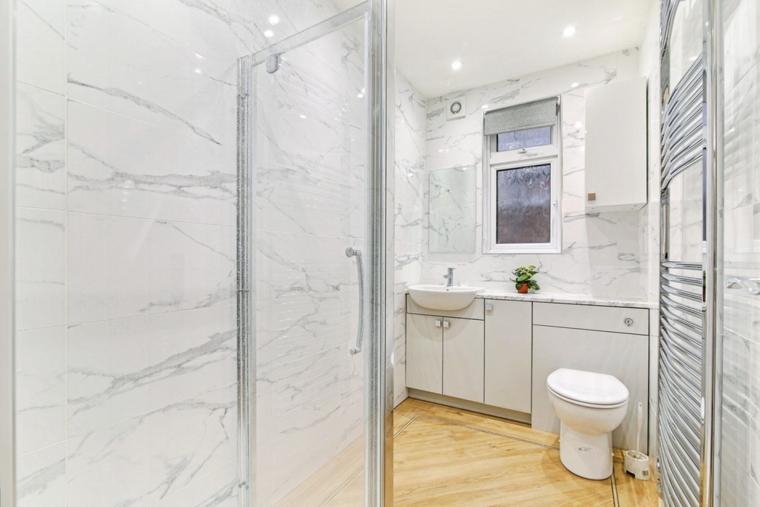 3 bedroom Flat for Letting Telford Avenue, London