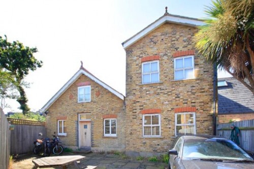 Weir Road, Balham, London
