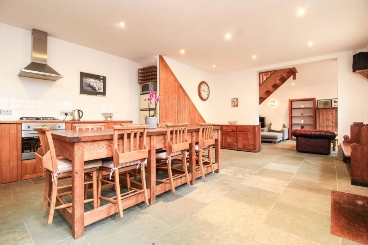 Weir Road, Balham, London