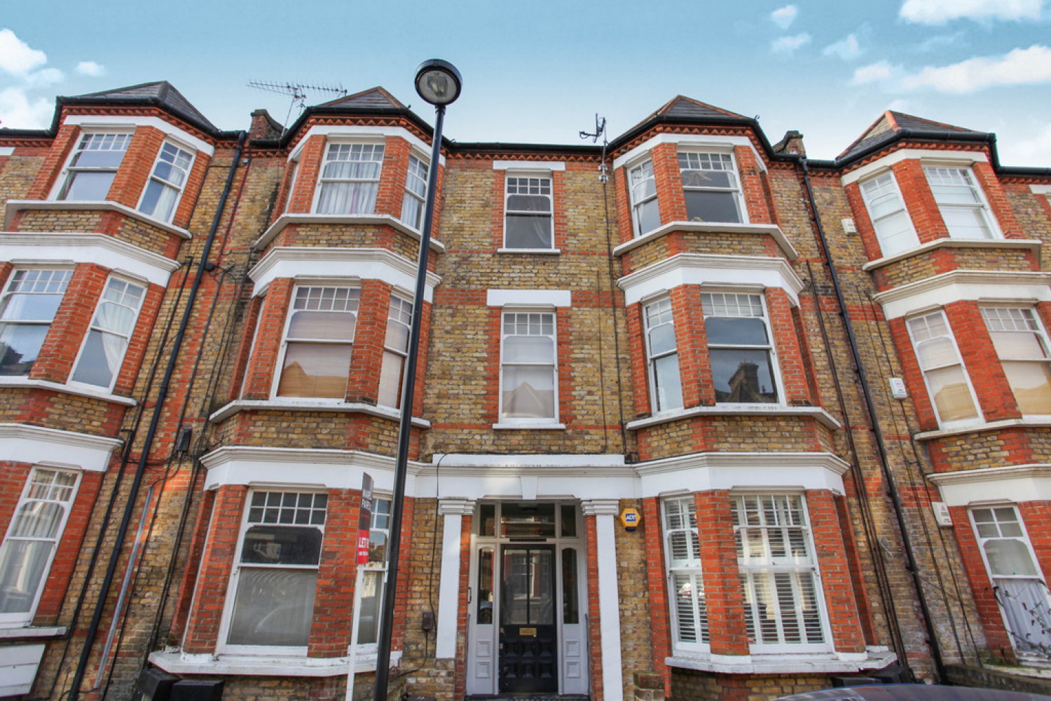 Elmhurst Mansions, Edgeley Road