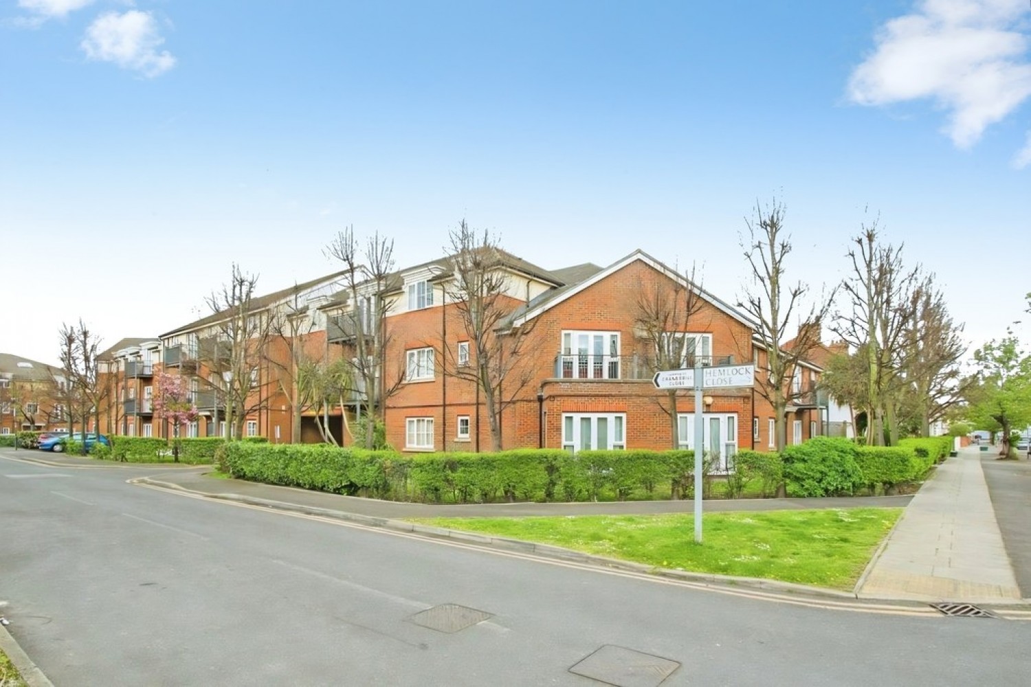 2 bedroom Flat for Letting Hemlock Close, Streatham
