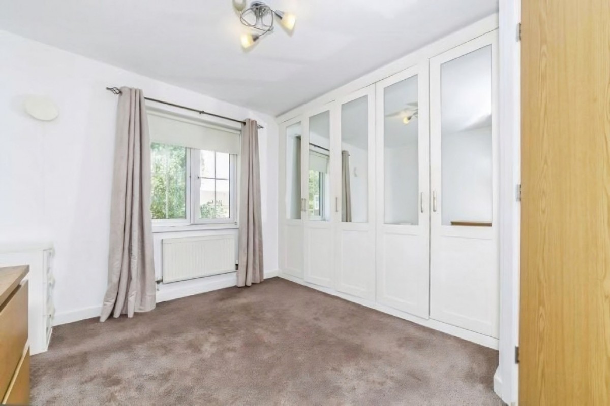 Hemlock Close, Streatham