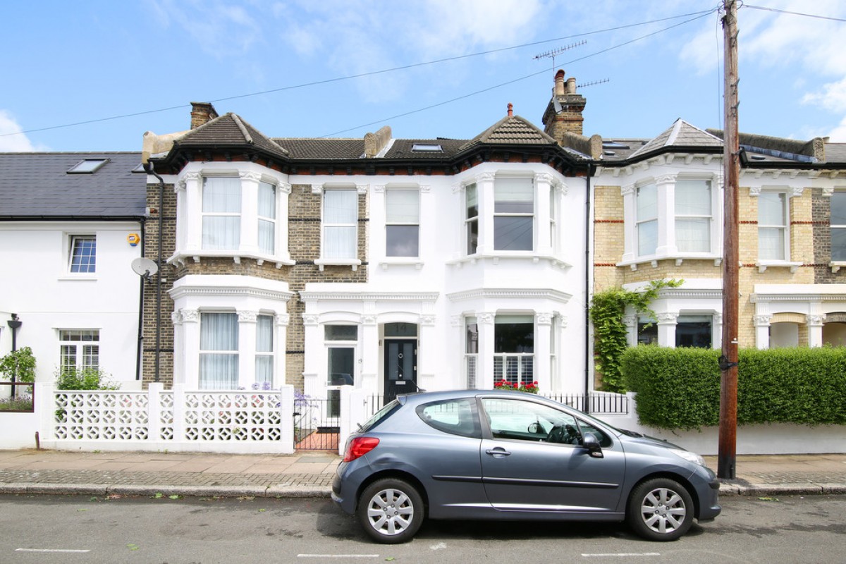 Kenilford Road , Balham