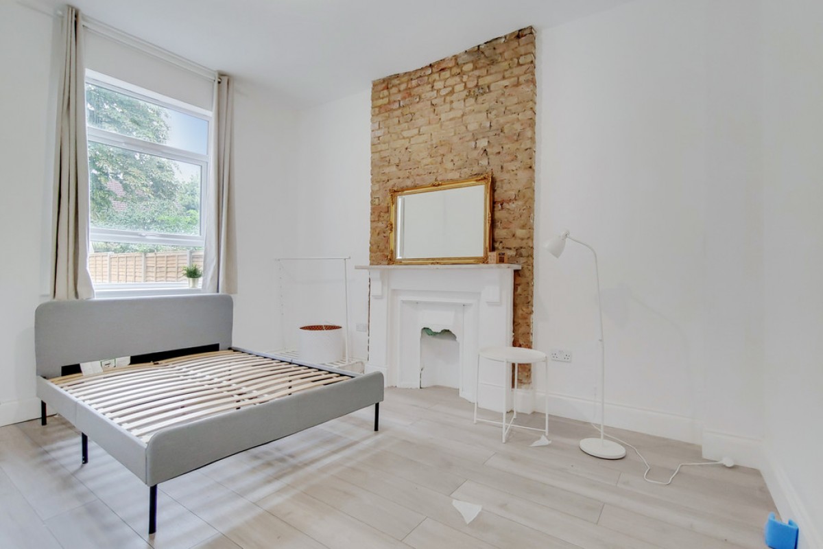 Greyhound Lane, Streatham