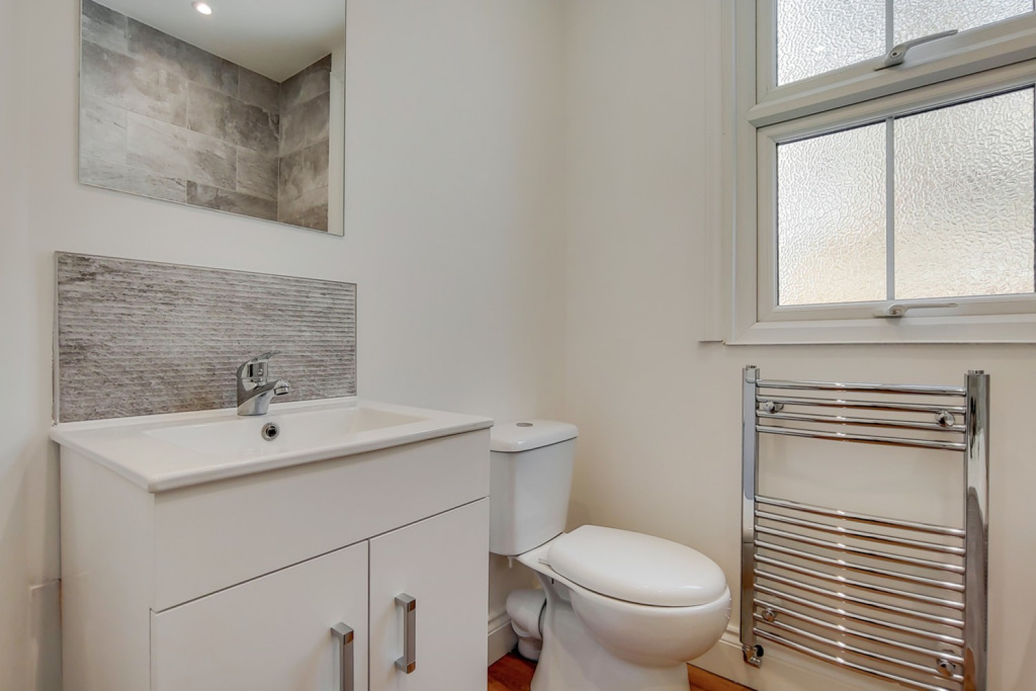 3 bedroom Flat for Letting Weir Road , Balham