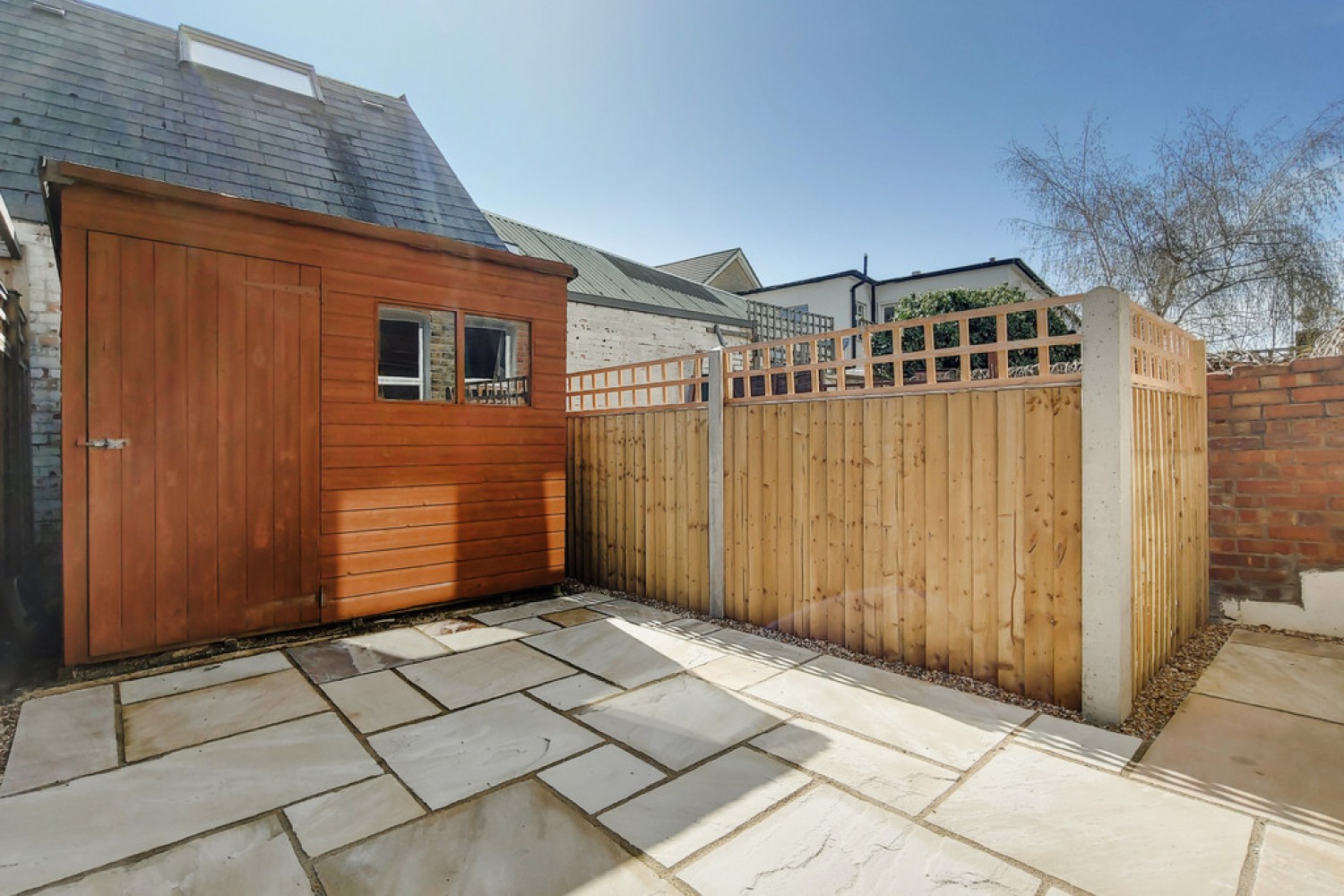 3 bedroom Flat for Letting Weir Road , Balham