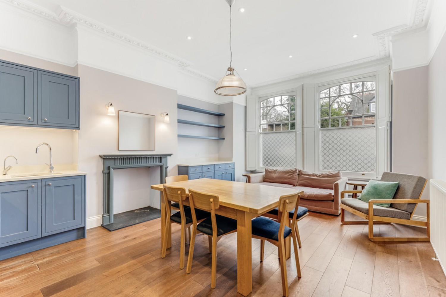 2 bedroom Flat for Letting Hillbury Road, Balham