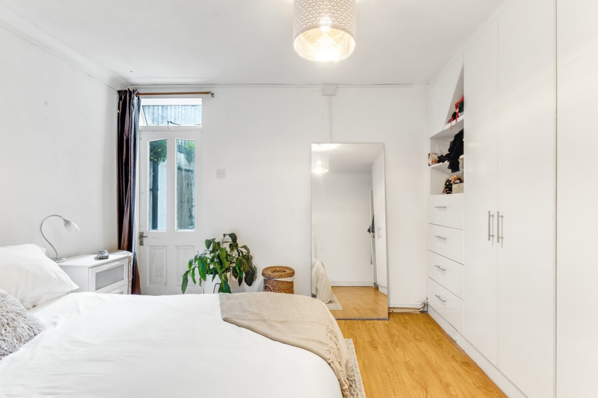 Rossiter Road, Balham