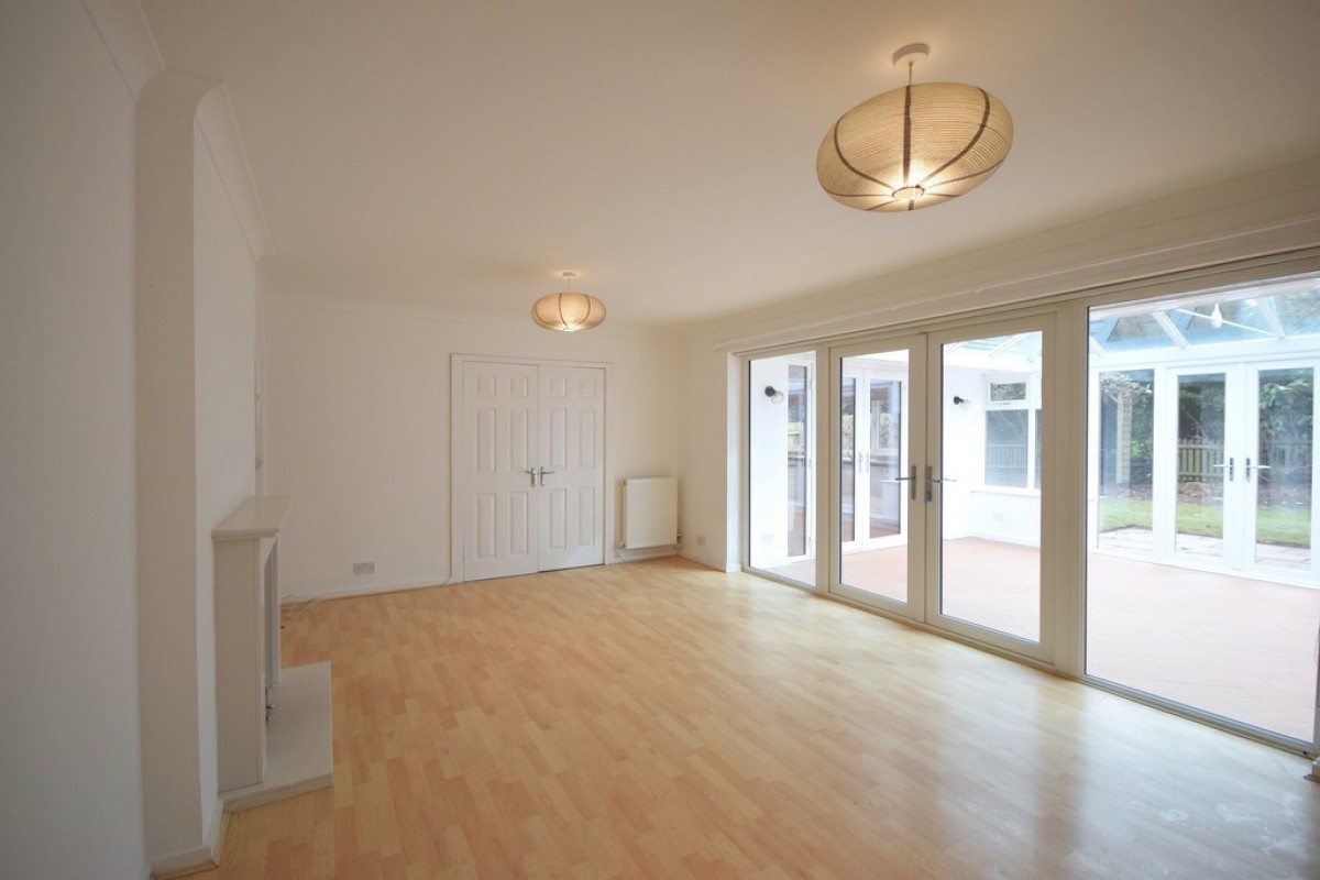 White House Green, Solihull