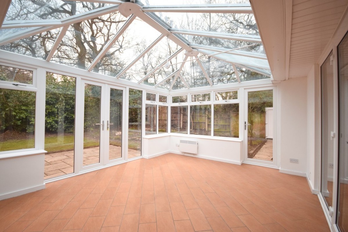 White House Green, Solihull