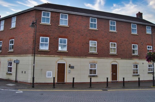 Dickens Heath Road, Dickens Heath