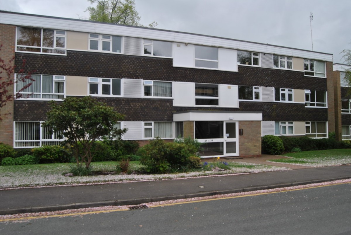 Albany Gardens, Solihull